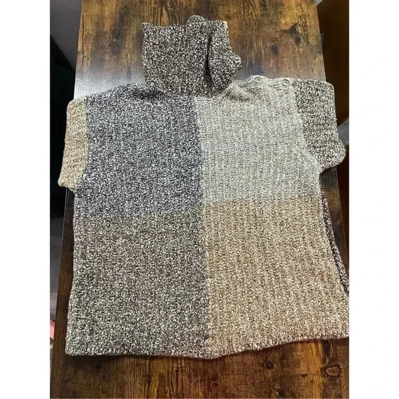 Escada Sport Brown Pullover button sweater Size M - Picture 9 of 11